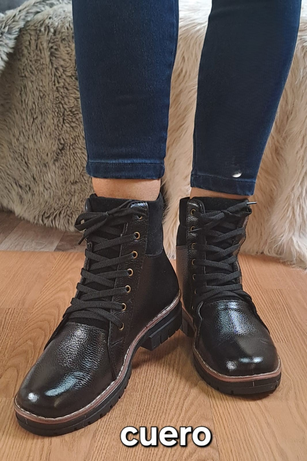 Bota de Cuero para Dama - Estilo y Comodidad